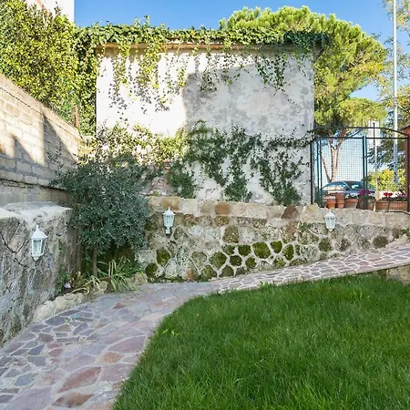 Casa Ceroni *